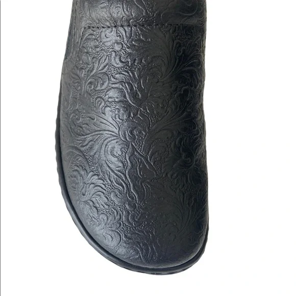 Klogs Naples tooled slip proof clog shoes 7 - Picture 11 of 12